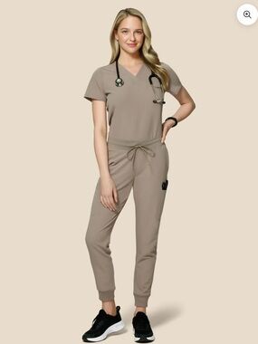 Mandala Scrub Top and Pants Set in Taupe